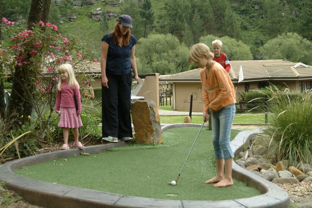 Gooderson Leisure Mountain View Cottages Self Catering And Timeshare Resort Drakensberg Garden Luaran gambar